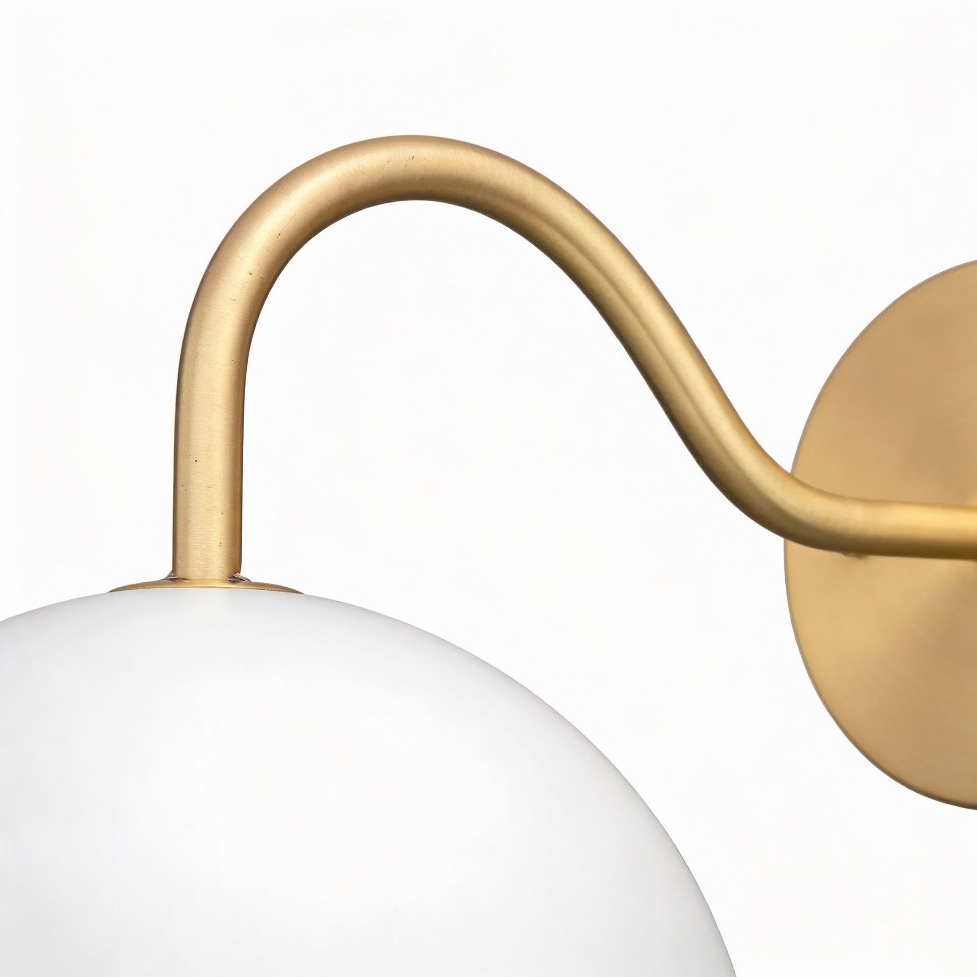 Close-up of the curved metal arm