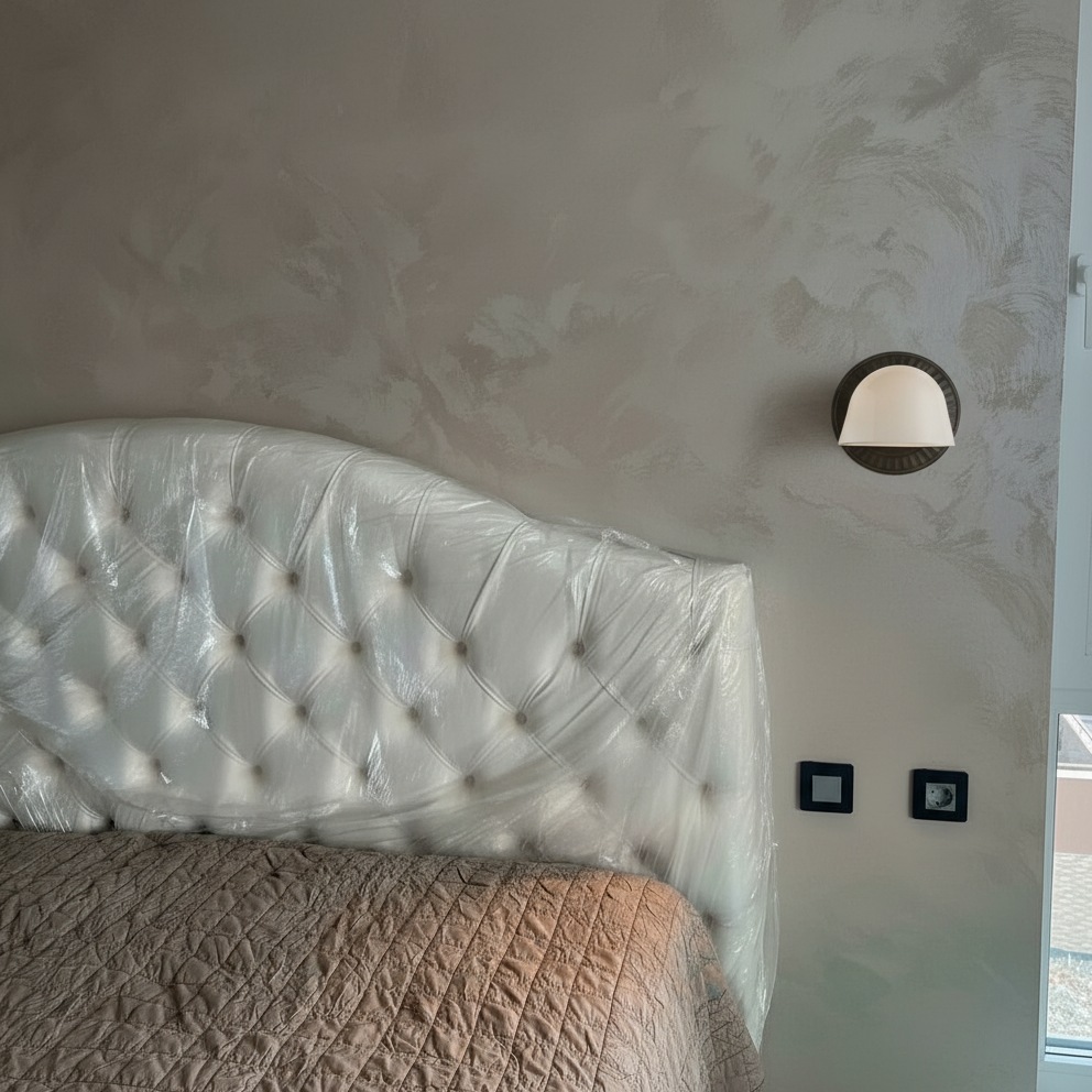 Customer bedroom photo with Fiesta wall sconce