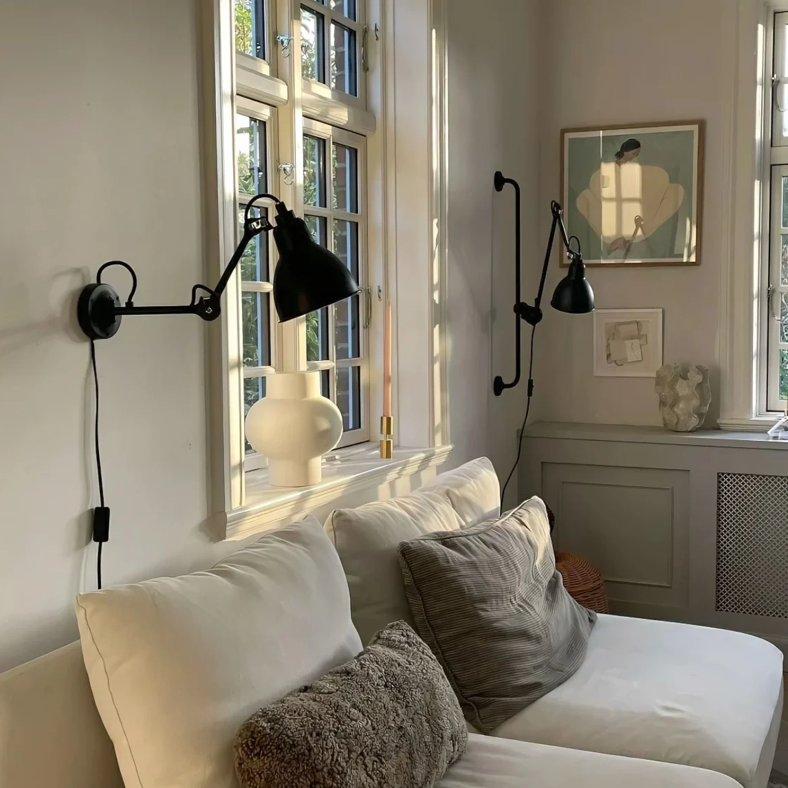 Customer feedback wall lamp photo