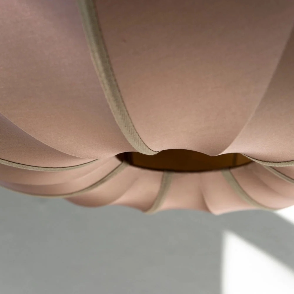 Soft Curves, Warm Glow