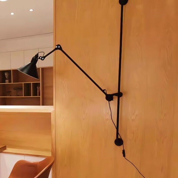 Customer feedback wall lamp photo