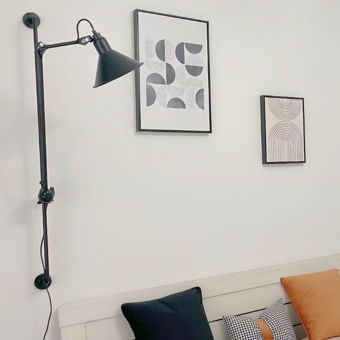 Customer feedback wall lamp photo