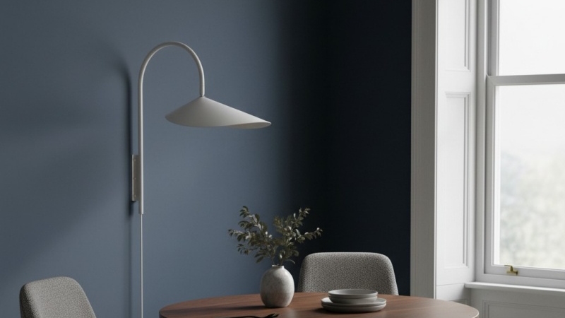 Real shot video poster for Aurem Plug In Wall Lamp