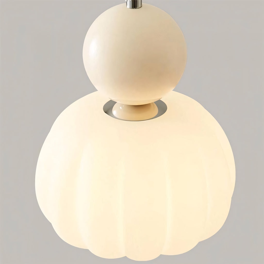 Ornavigo pendant lamp close-up detail