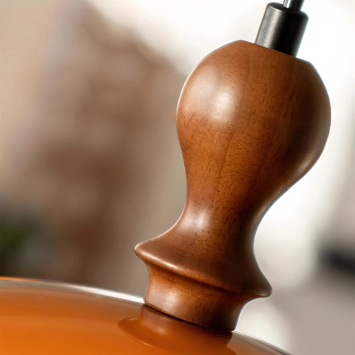 Wood detail of Sunset pendant light