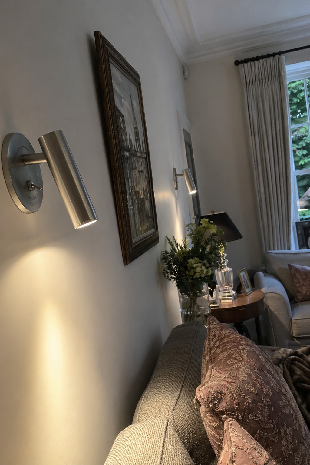Customer photo of Slimlux wall light in a lounge