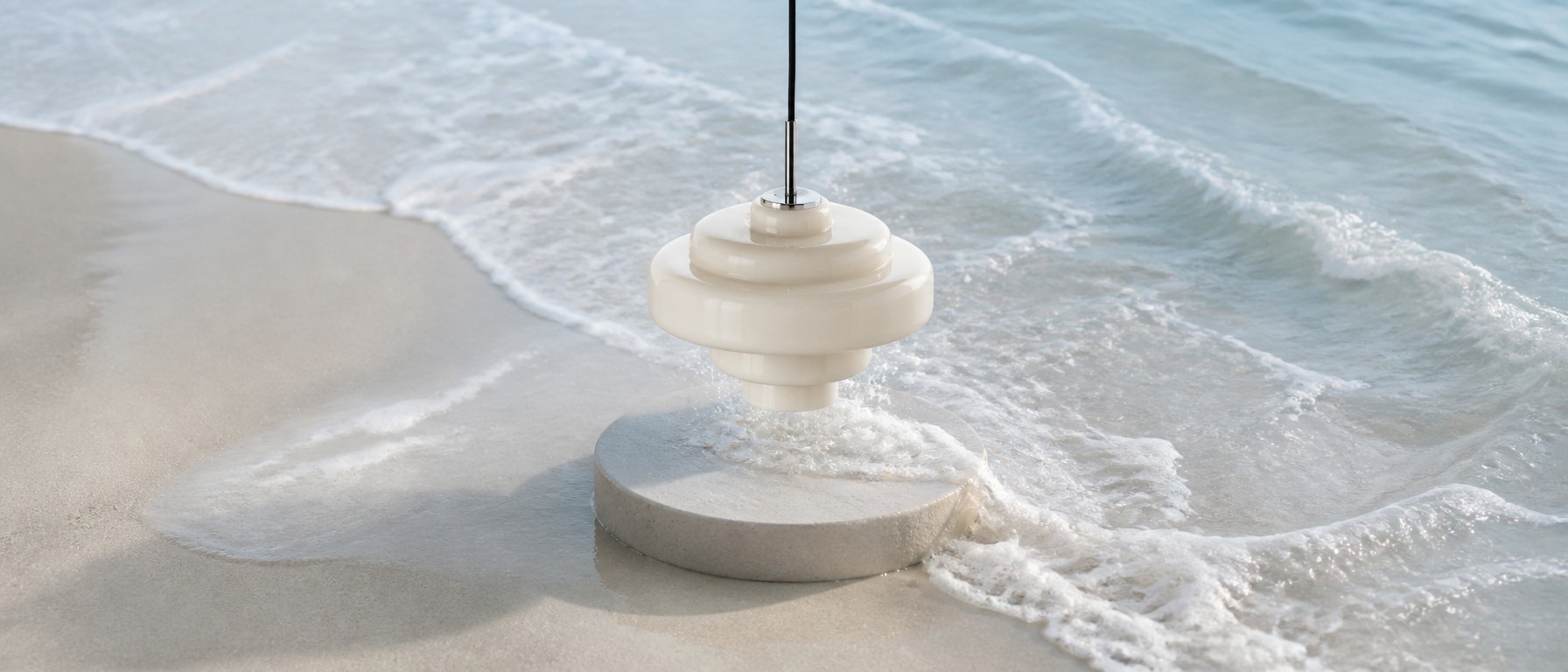 Koloro glass pendant light display