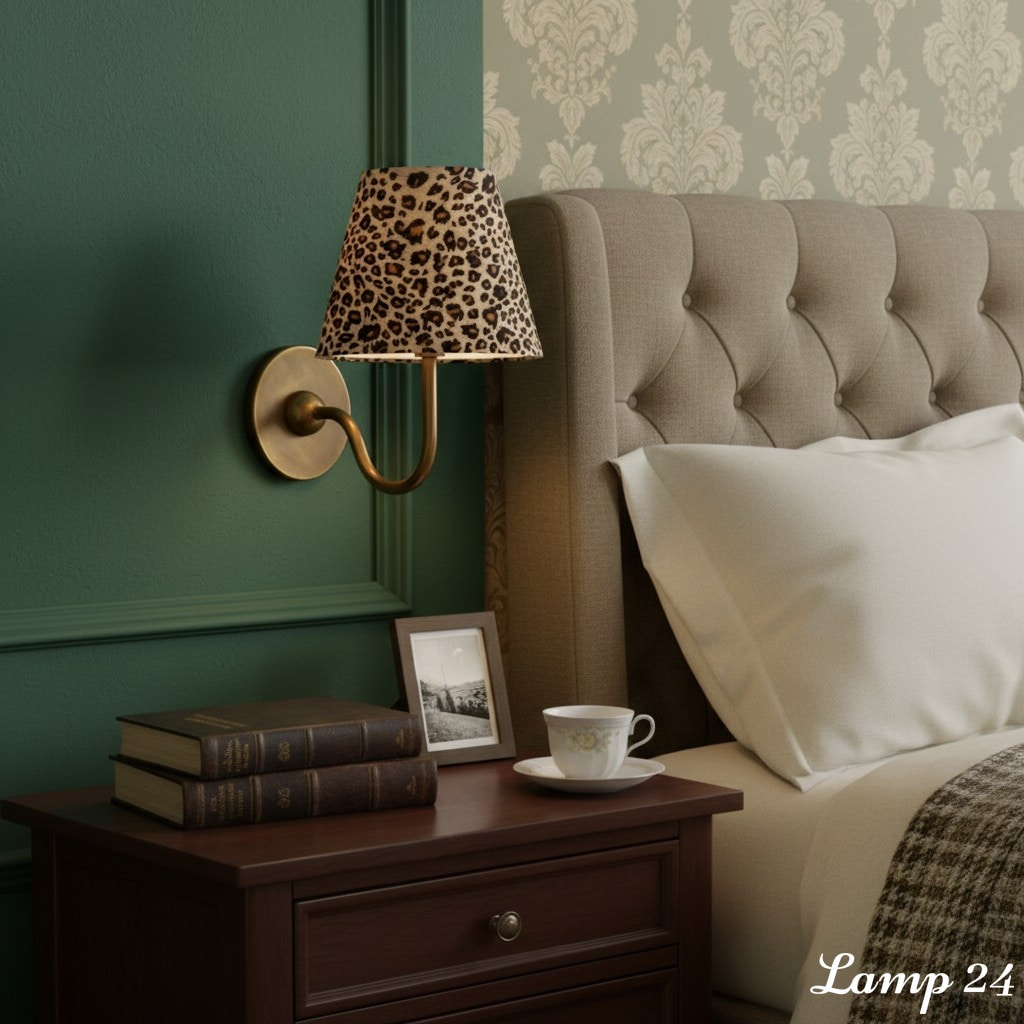Luvora brass wall lamp choice