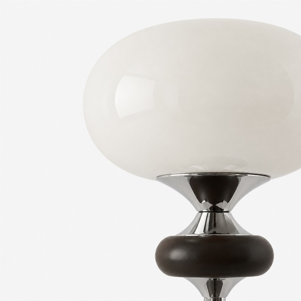 Close view of the Valesey glass shade