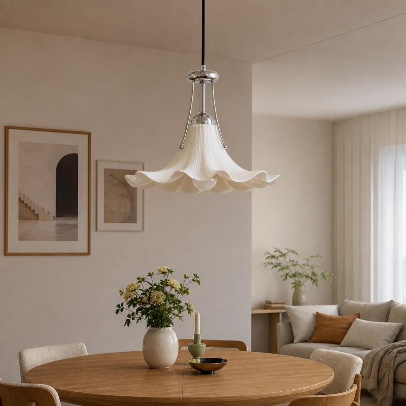 Cazelle pendant lamp in a warm modern room
