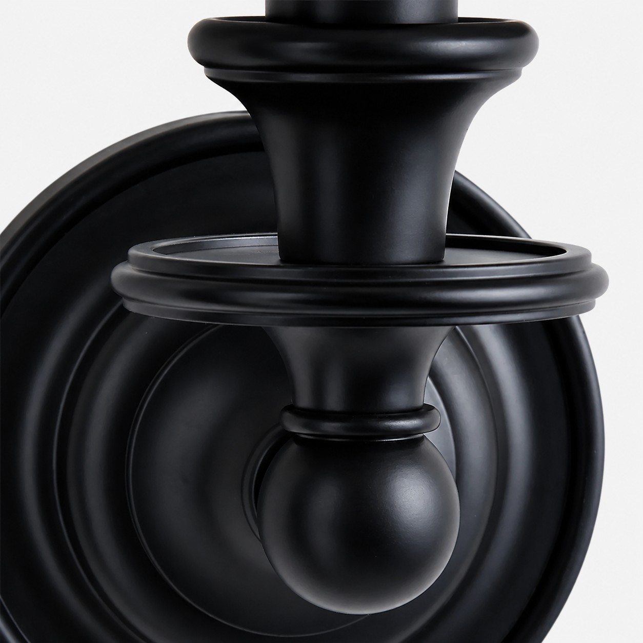 Kalvora black finish detail