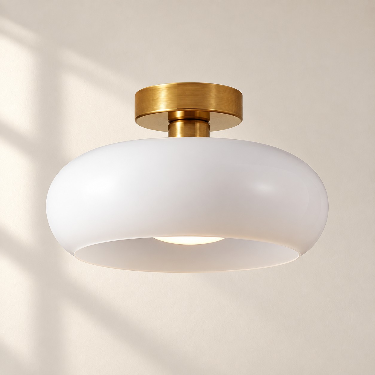 Bauvia Round Glass Ceiling Light: Brass-Finished Mount — A natural perspective